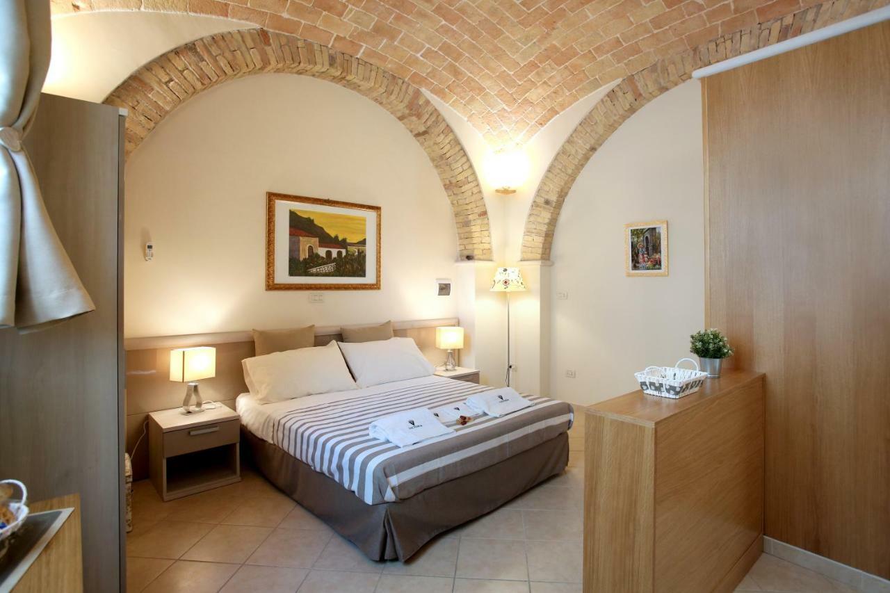 Victoria Royal Apartments & Rooms Termoli Ngoại thất bức ảnh