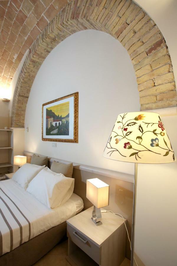 Victoria Royal Apartments & Rooms Termoli Ngoại thất bức ảnh