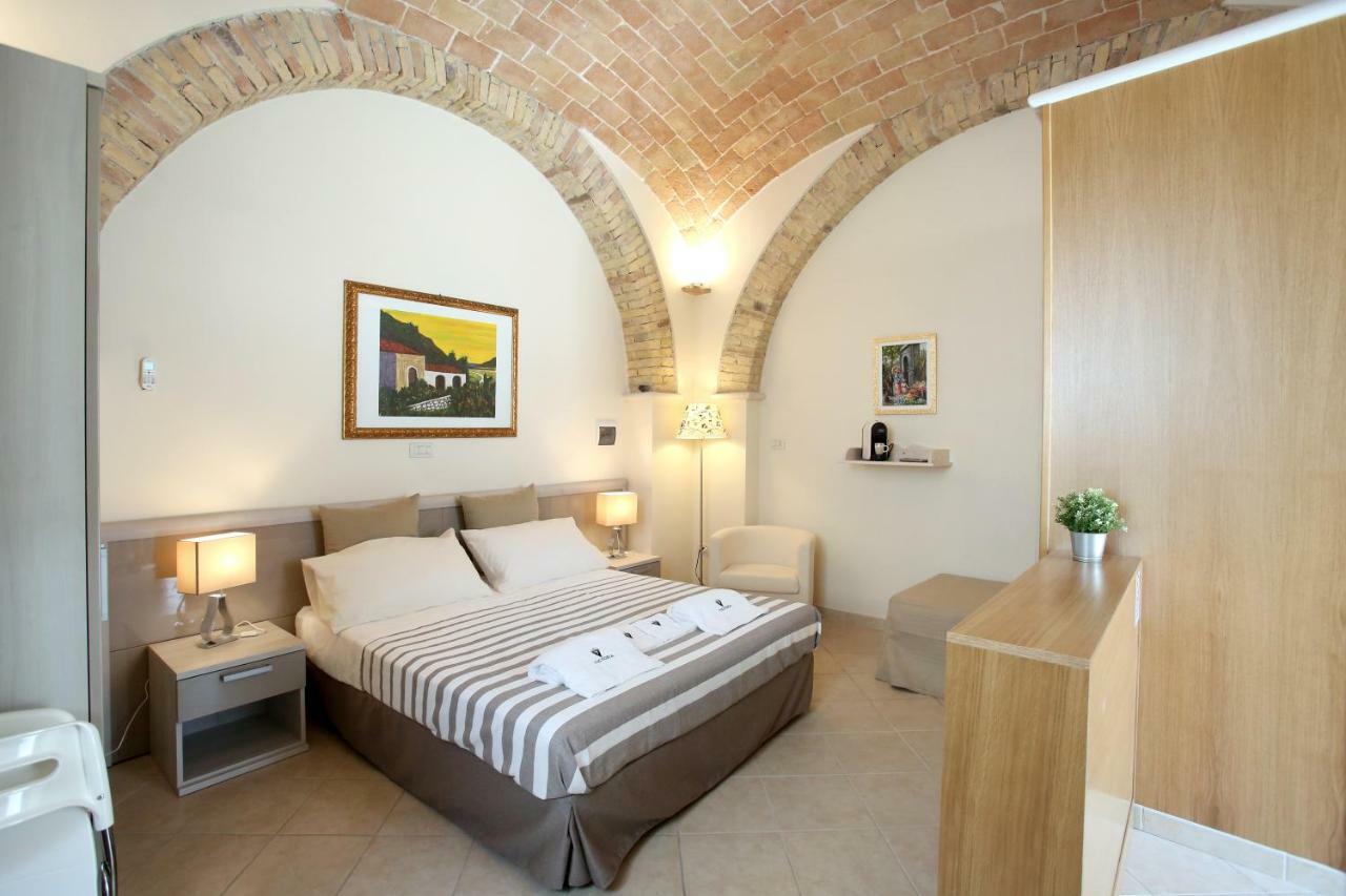 Victoria Royal Apartments & Rooms Termoli Ngoại thất bức ảnh