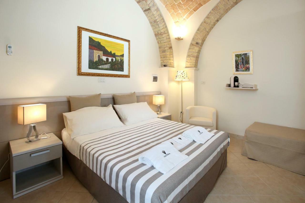 Victoria Royal Apartments & Rooms Termoli Ngoại thất bức ảnh